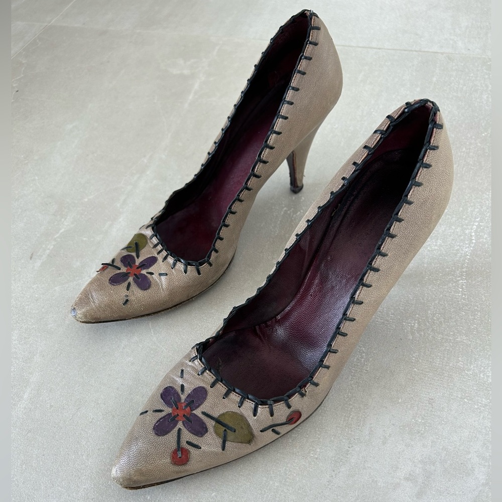 Prada Vintage Tan Leather Whipstitch Pump 8.5